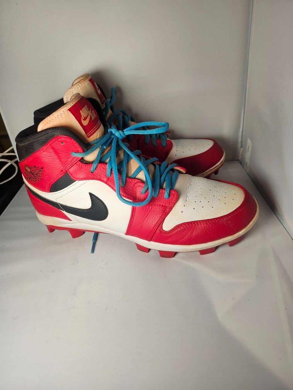 Nike Jordan 1 TD Mid Mens Football Cleats Chicago Red Whtie 10.5